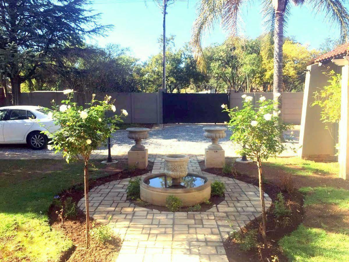 Nouveau Studios Pretoria Ngoại thất bức ảnh